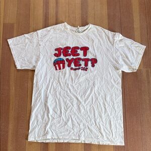 Red Robin Jeet Yet? Wooder Ice 100% preshrunk cotton graphic tee